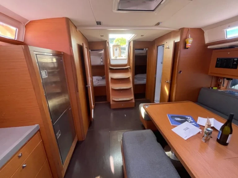 Bootverhuur Rhodes (City) goedkoop Dufour 470
