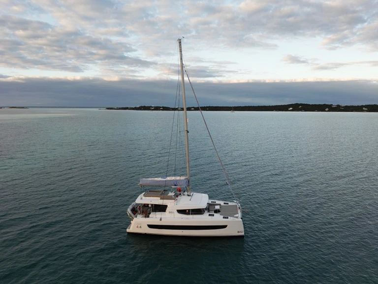 Verhuur Catamaran Bali met vaarbewijs