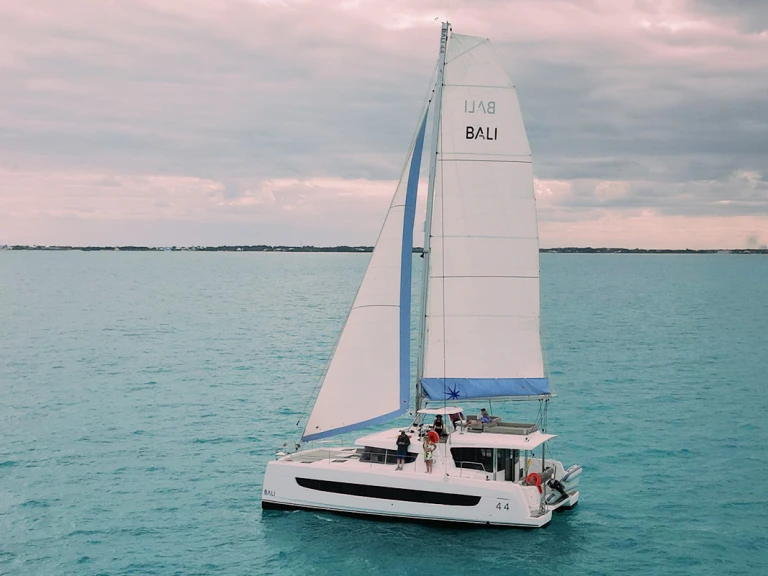 Catamaran te huur in Nassau voor de beste prijs