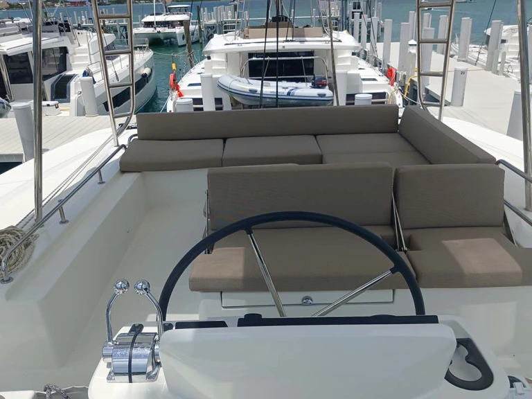 Huur Catamaran met of zonder schipper Lagoon in Road Town