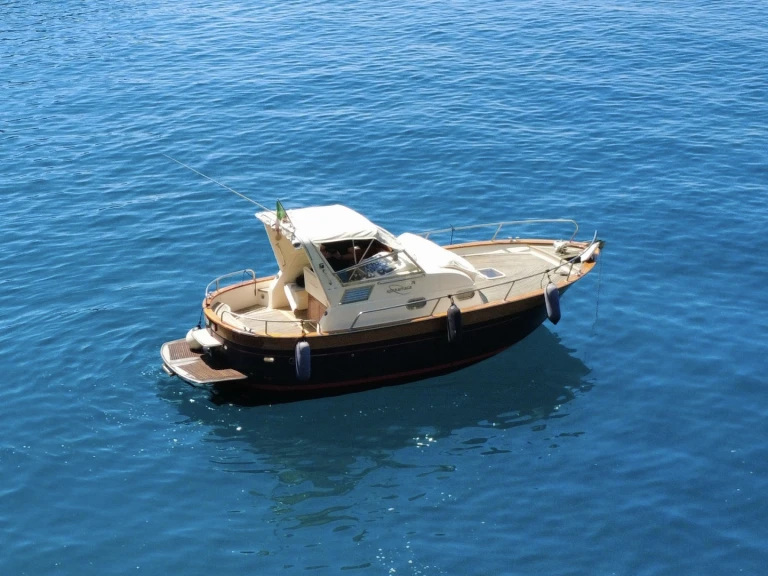 Bootverhuur Salerno goedkoop 30 EXE