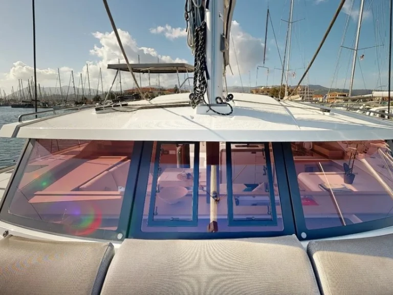 Fountaine Pajot Isla 40 te huur van particulier of professional in Paros (Eiland)
