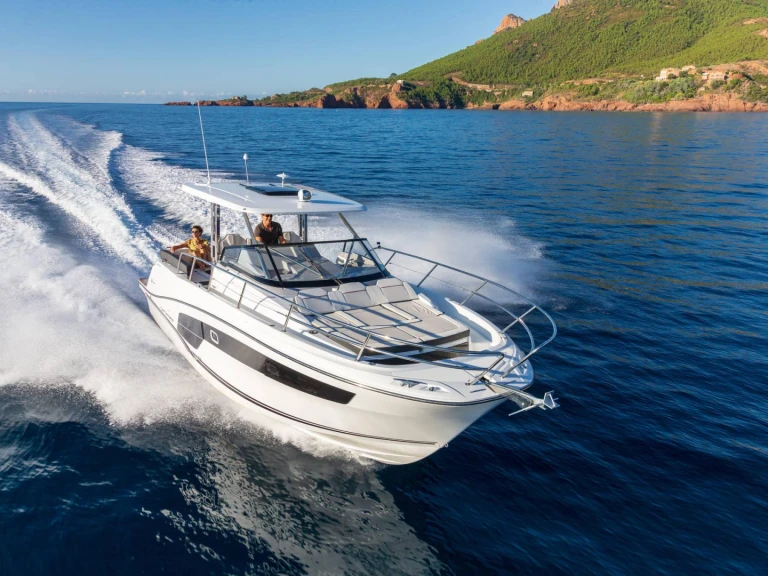 Verhuur Motorboot in Palma de Mallorca - Jeanneau Cap Camarat 10.5 WA