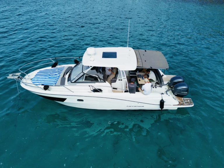Verhuur Motorboot Jeanneau met vaarbewijs