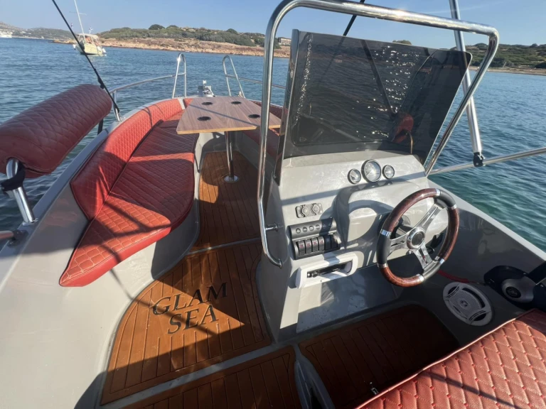 Huur Motorboot met of zonder schipper ISATEK TEKNE in Athens Marina
