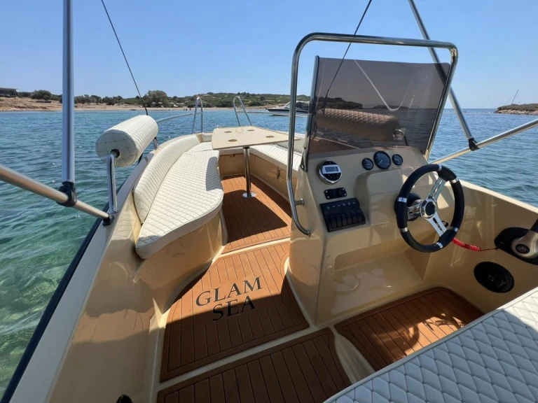 Jachthuur in Glyfáda - ISATEK TEKNE COBRA 495 via SamBoat