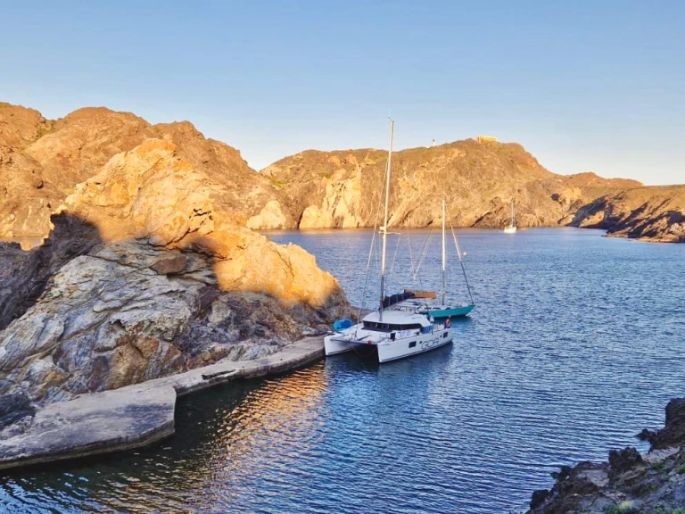 Verhuur Catamaran in Empuriabrava - Lagoon Lagoon 380 S2