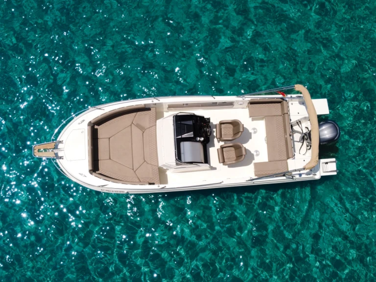 Motorboot te huur in Marina Santa Eulàlia voor de beste prijs