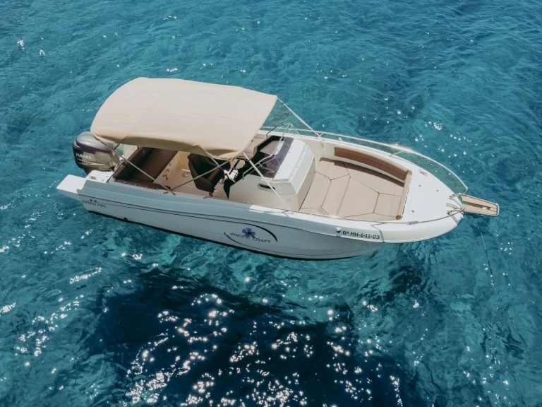 Pacific Craft sun cruiser 750 te huur van particulier of professional in Marina Santa Eulàlia