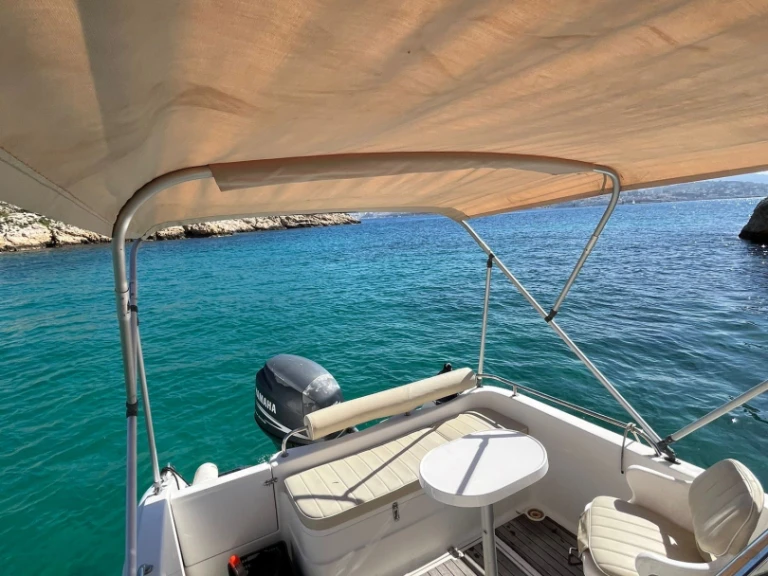 Verhuur Motorboot Pacific Craft met vaarbewijs