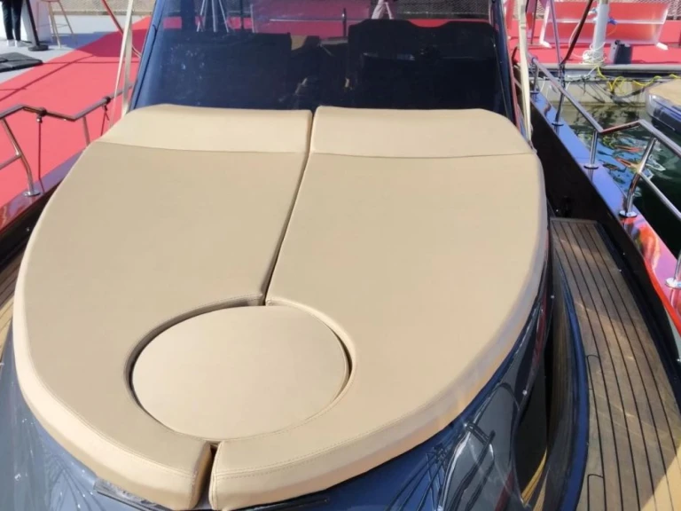 Huur Motorboot met of zonder schipper Gozzo in Marina de Palamós