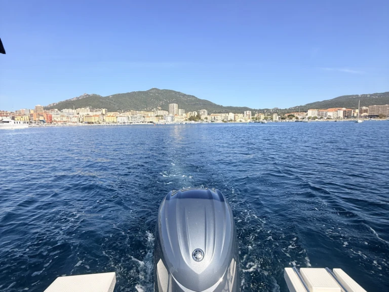 Huur een Pacific Craft Pacific Craft 625 Open Trendy in Ajaccio