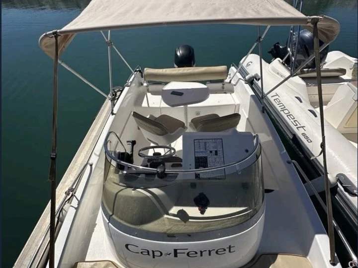 Bootverhuur Six-Fours-les-Plages goedkoop Cap Ferret 552 Sun Deck