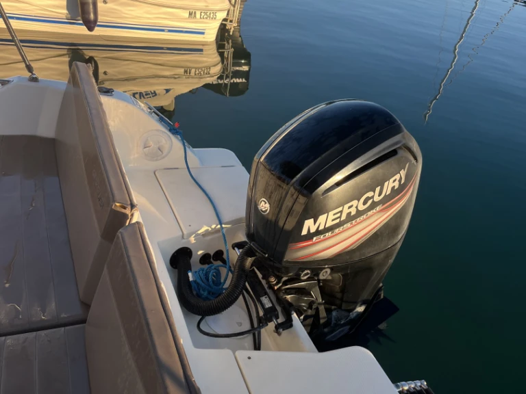 Quicksilver Activ 605 Open te huur van particulier of professional in Marseille