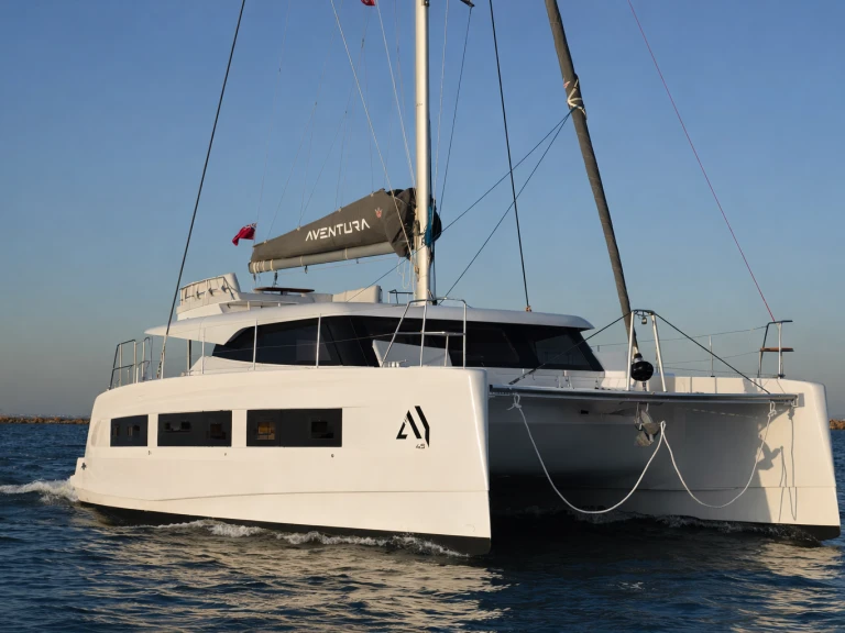 Verhuur Catamaran in Marina El Portet de Dénia - Aventura yachts 45