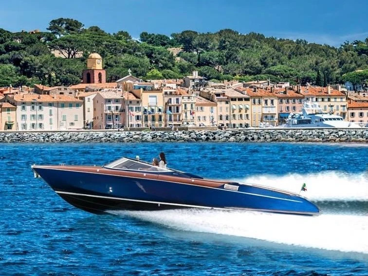 Motorboot te huur in Port de Saint Tropez voor de beste prijs