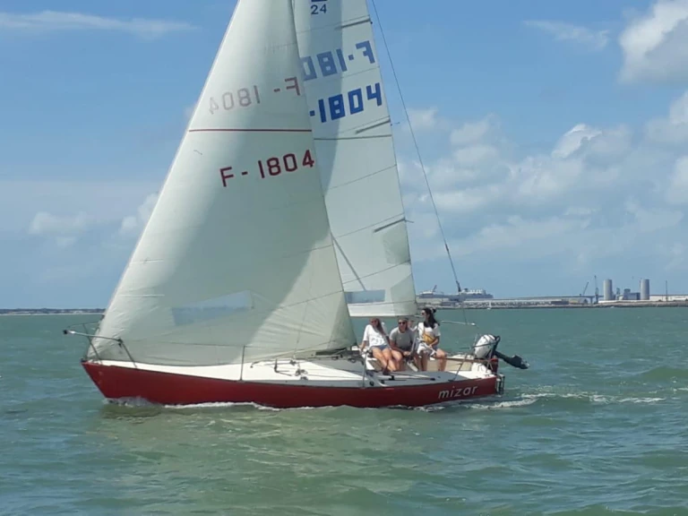 Jachthuur in La Rochelle - J Composites J 24 via SamBoat