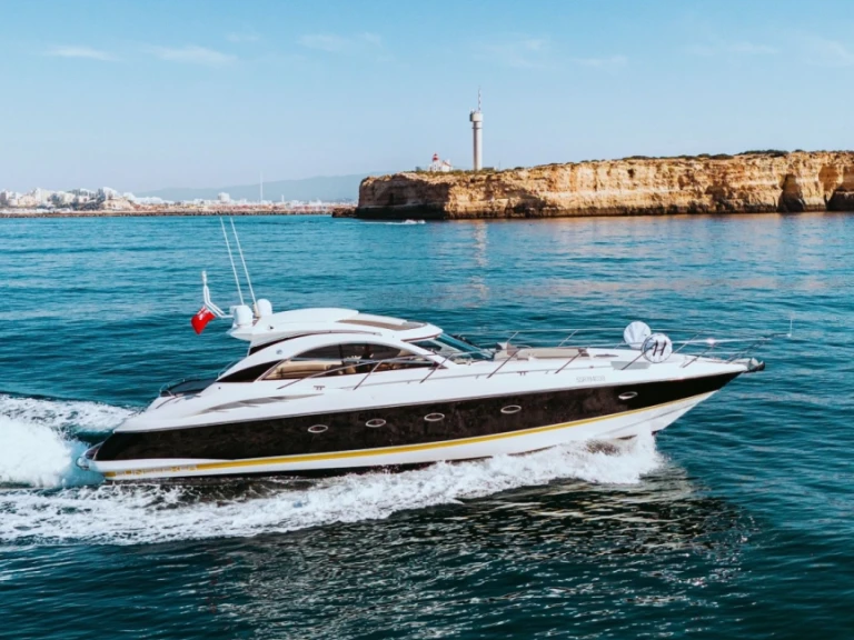 Verhuur Jacht in Portimão - Sunseeker Camargue 50