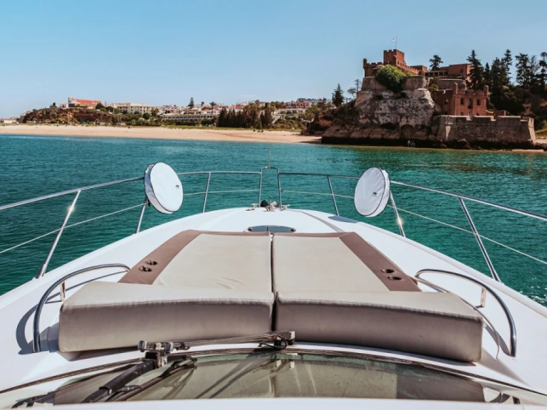 Bootverhuur Sunseeker Camargue 50 in Portimão via SamBoat