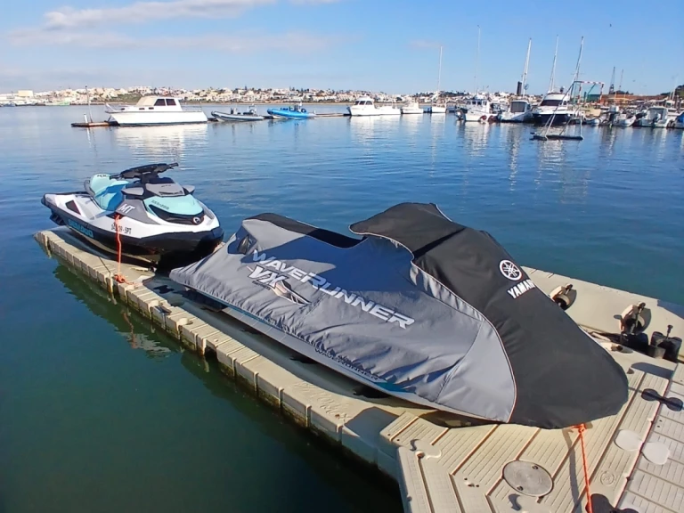 Bootverhuur Sea-Doo GTI 130 in Portimão via SamBoat