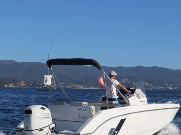 Bénéteau Flyer 7 SPACEdeck te huur van particulier of professional in Portimão