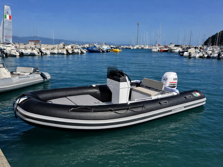 Verhuur RIB Novamarine met vaarbewijs