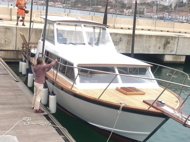 Huur Motorboot met of zonder schipper Cris-Craft in Mahón