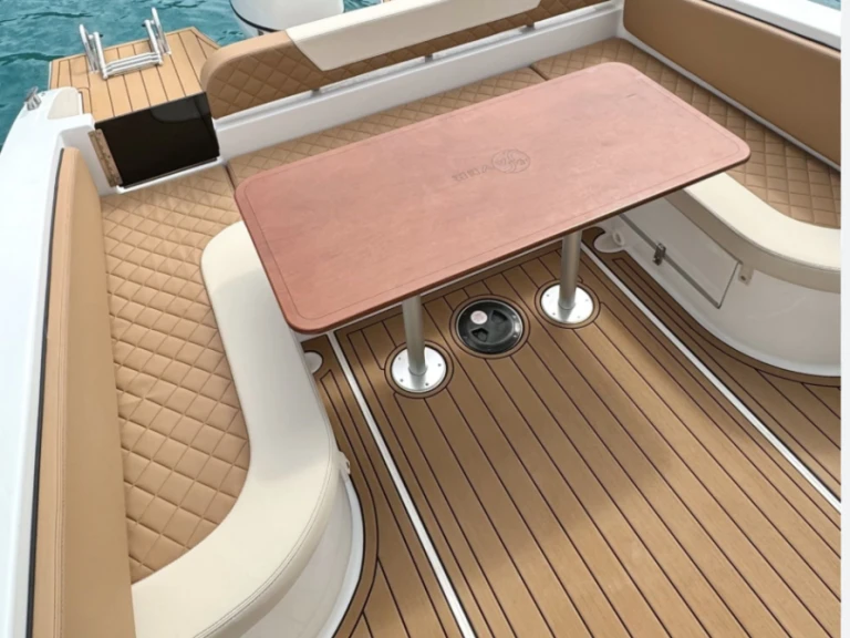 Verhuur Motorboot Saver met vaarbewijs