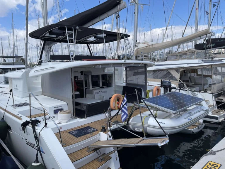 Lagoon Lagoon 450 F te huur van particulier of professional in Álimos