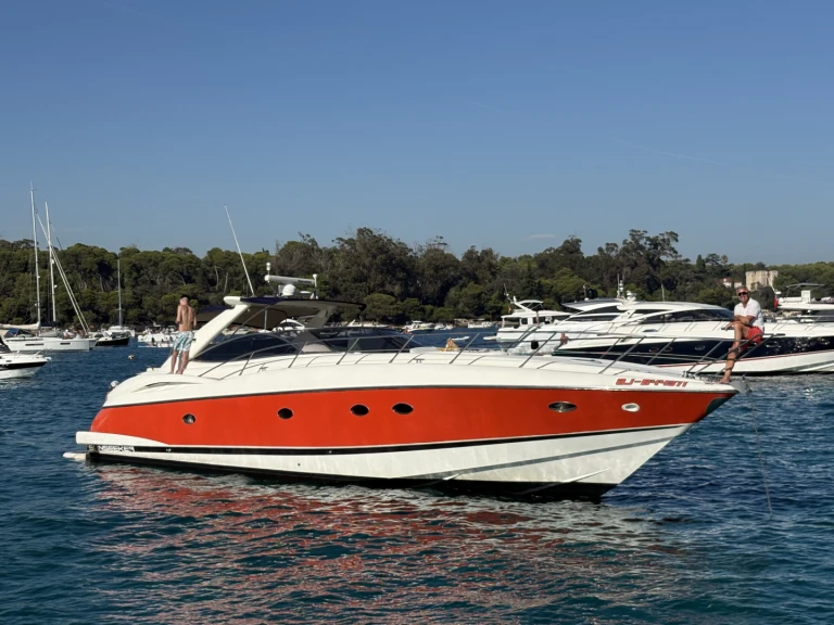 Jachthuur in Golfe-Juan - Sunseeker Predator 56 via SamBoat
