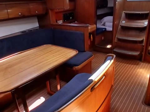 Huur Zeilboot met of zonder schipper Bavaria in Gouviá