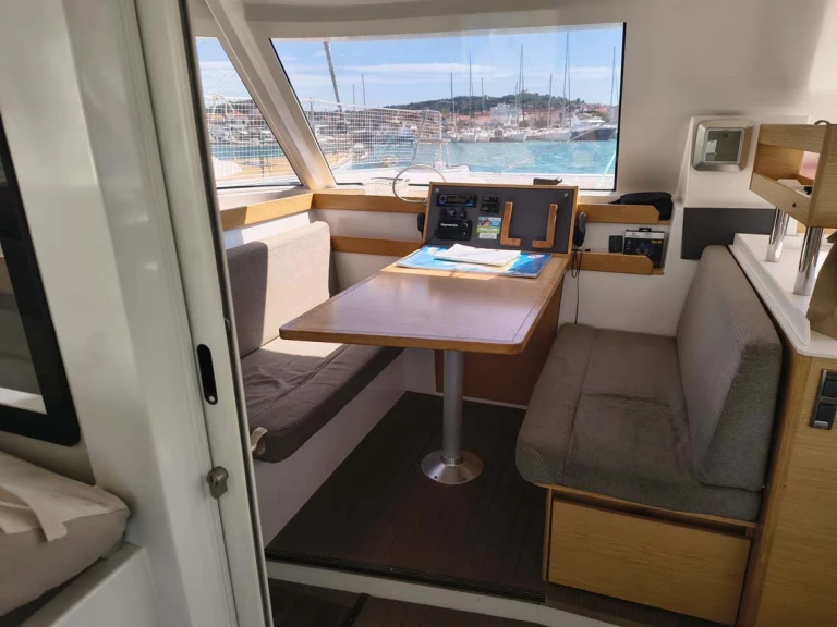 Bootverhuur Murter-Kornati goedkoop Nautitech 40