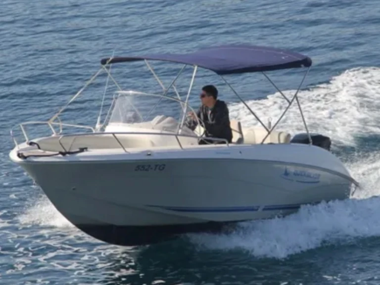 Verhuur Motorboot Quicksilver met vaarbewijs