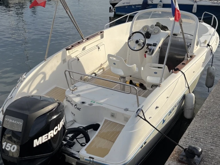Motorboot te huur in Cannes voor de beste prijs
