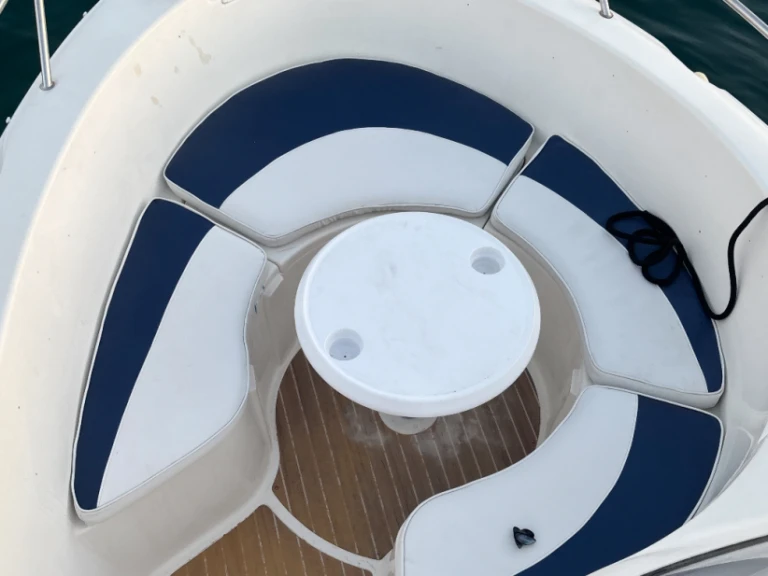 Quicksilver Quicksilver 600 Commander te huur van particulier of professional in Cannes