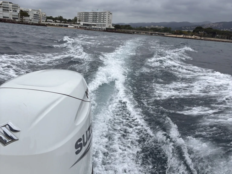 Verhuur RIB in La Napoule - Bombard Sunrider 650