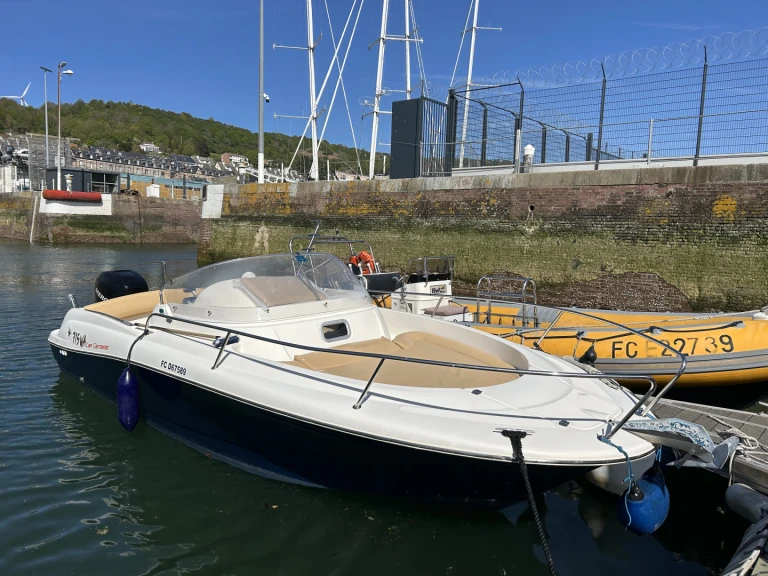 Huur Motorboot met of zonder schipper Jeanneau in Fécamp