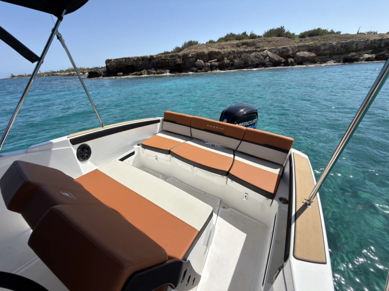 Verhuur Motorboot in Protaras - Karnic 1851