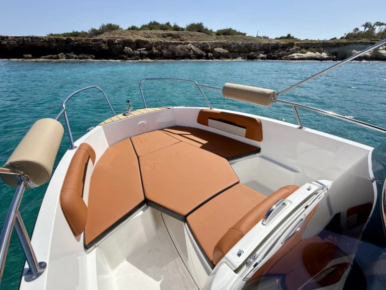 Motorboot te huur in Protaras voor de beste prijs