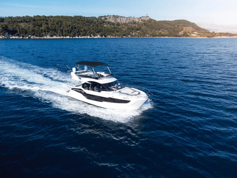 Bootverhuur Seget Donji goedkoop Galeon 440 Fly