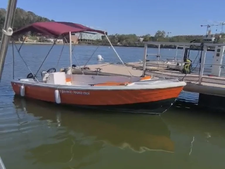 Jachthuur in Istres - Naval plastica Livia 450 via SamBoat