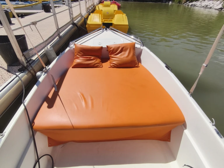 Jachthuur in Istres - Naval plastica Livia 450 via SamBoat