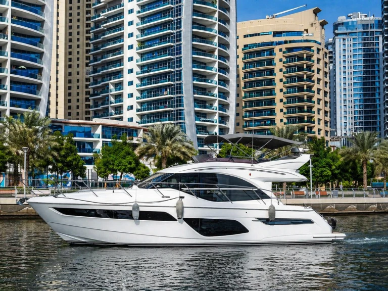 Jachthuur in Dubai Marina - Custom 34 MY via SamBoat