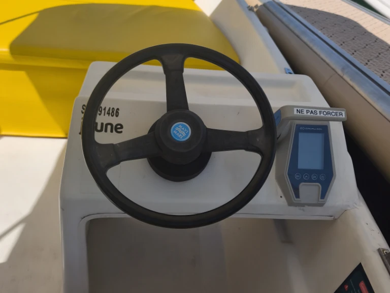 Sans Permis Électrique  te huur van particulier of professional in Istres