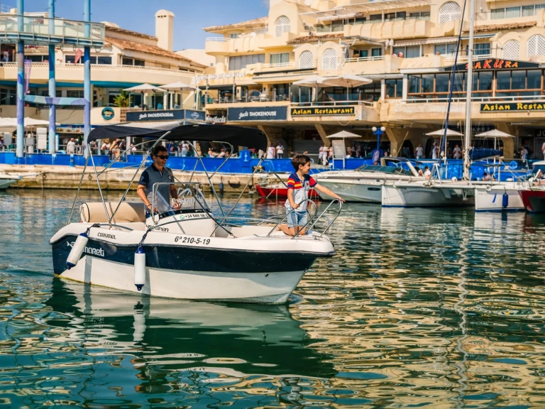Bootverhuur Benalmádena goedkoop karel 450 cc