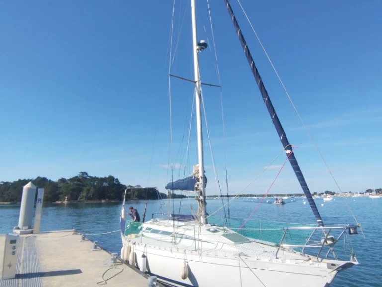 Verhuur Zeilboot Gibert Marine met vaarbewijs