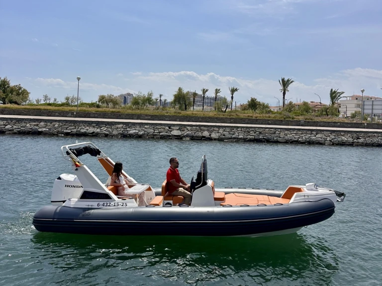 Bootverhuur Empuriabrava goedkoop 650 Topline
