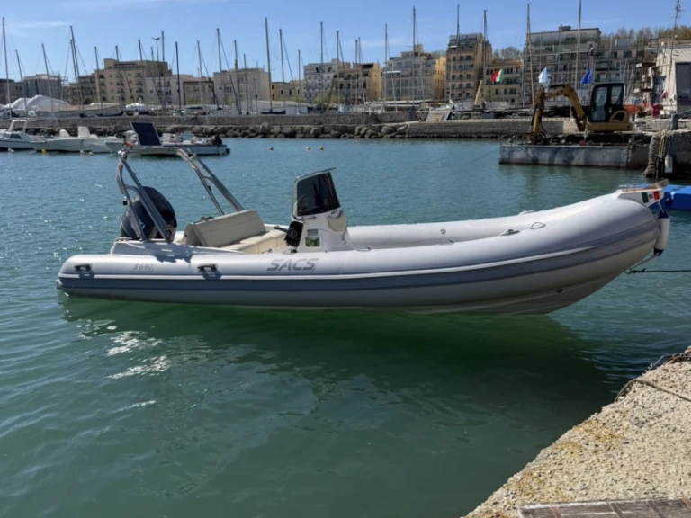 Bootverhuur Sacs Sacs S 640 in Anzio via SamBoat