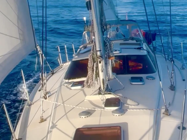 Verhuur Zeilboot in Lissabon - Jeanneau Espace 1100