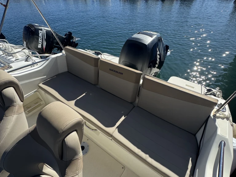 Huur een Quicksilver Quicksilver 675 Open Activ in Six-Fours-les-Plages